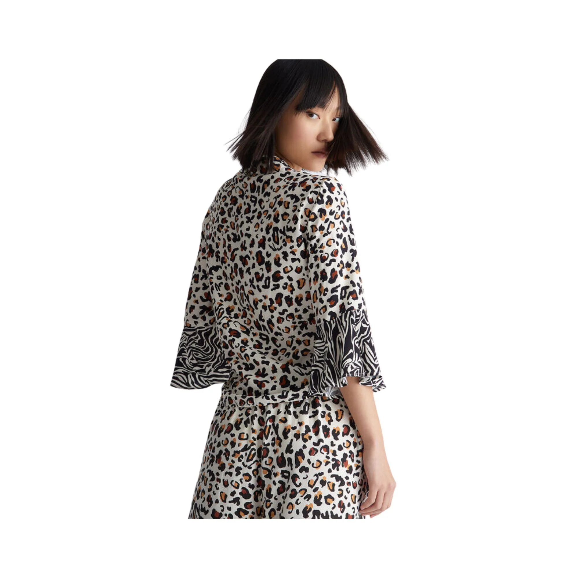 Blusa animalier ecosostenibile donna - Macula fondo bianco - Image 3