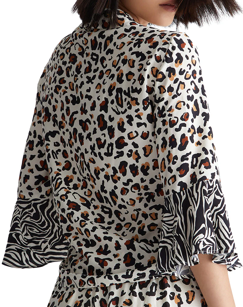 Blusa animalier ecosostenibile donna - Macula fondo bianco - Image 7