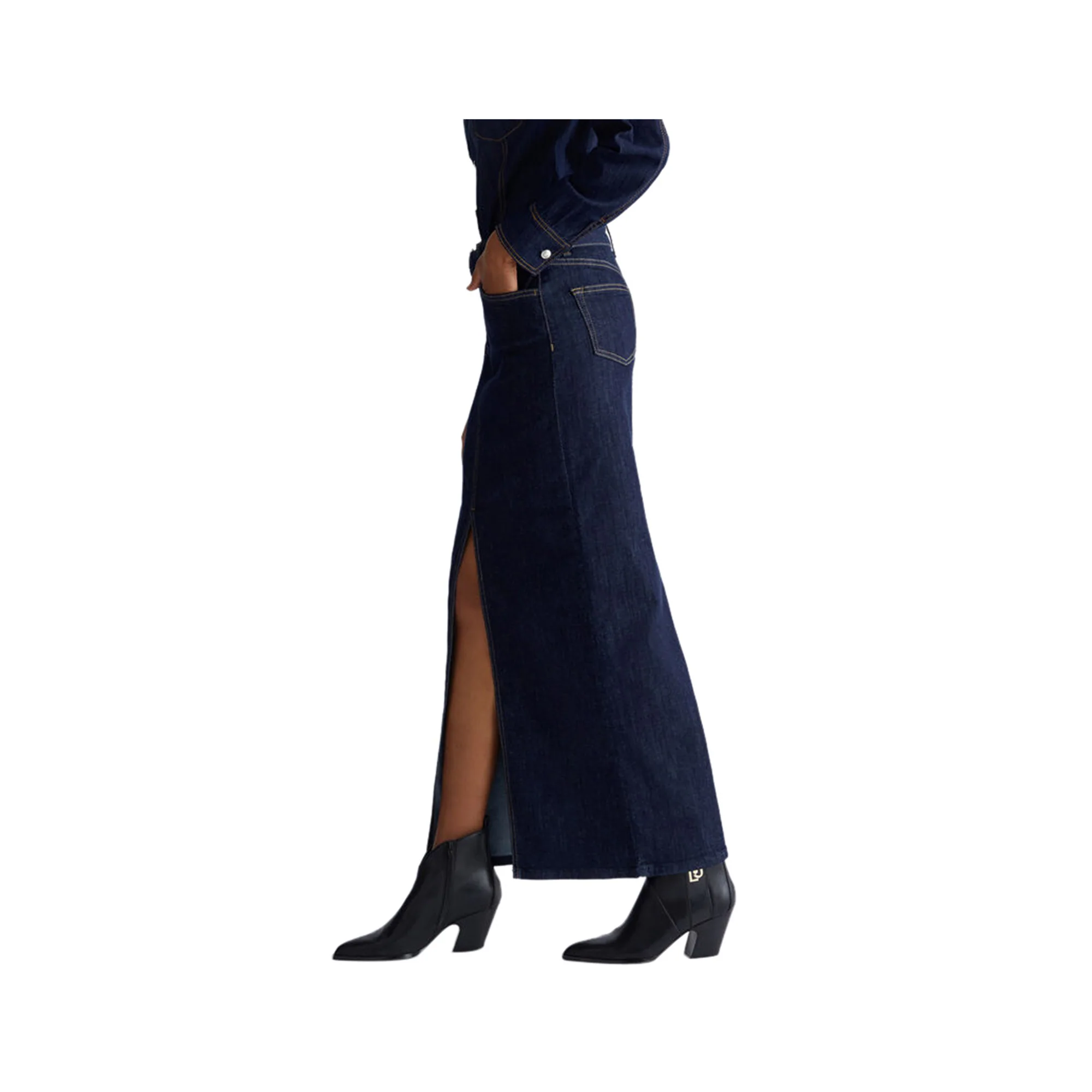 Gonna Donna in denim - Image 5