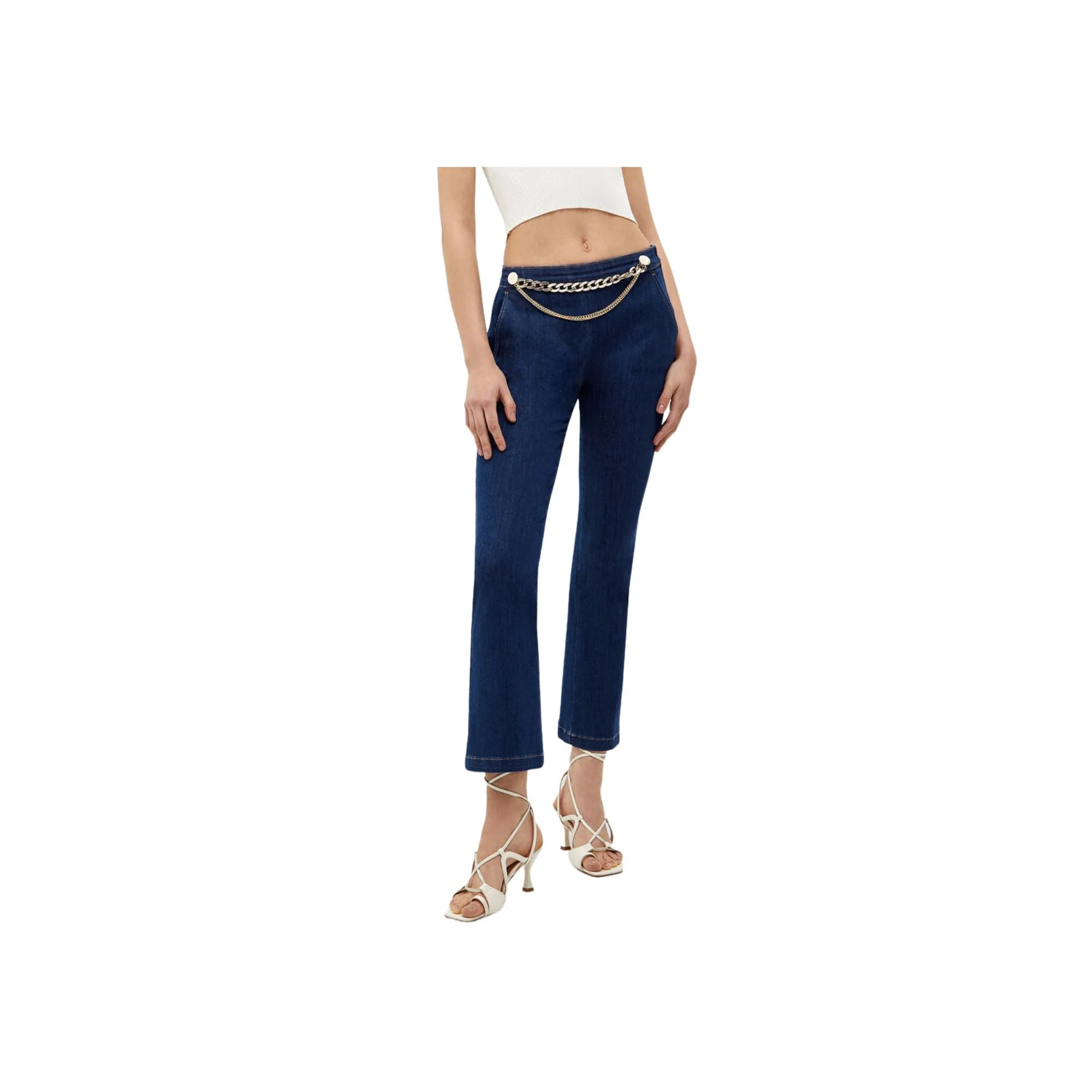 Jeans Donna con accessorio gioiello - Image 5