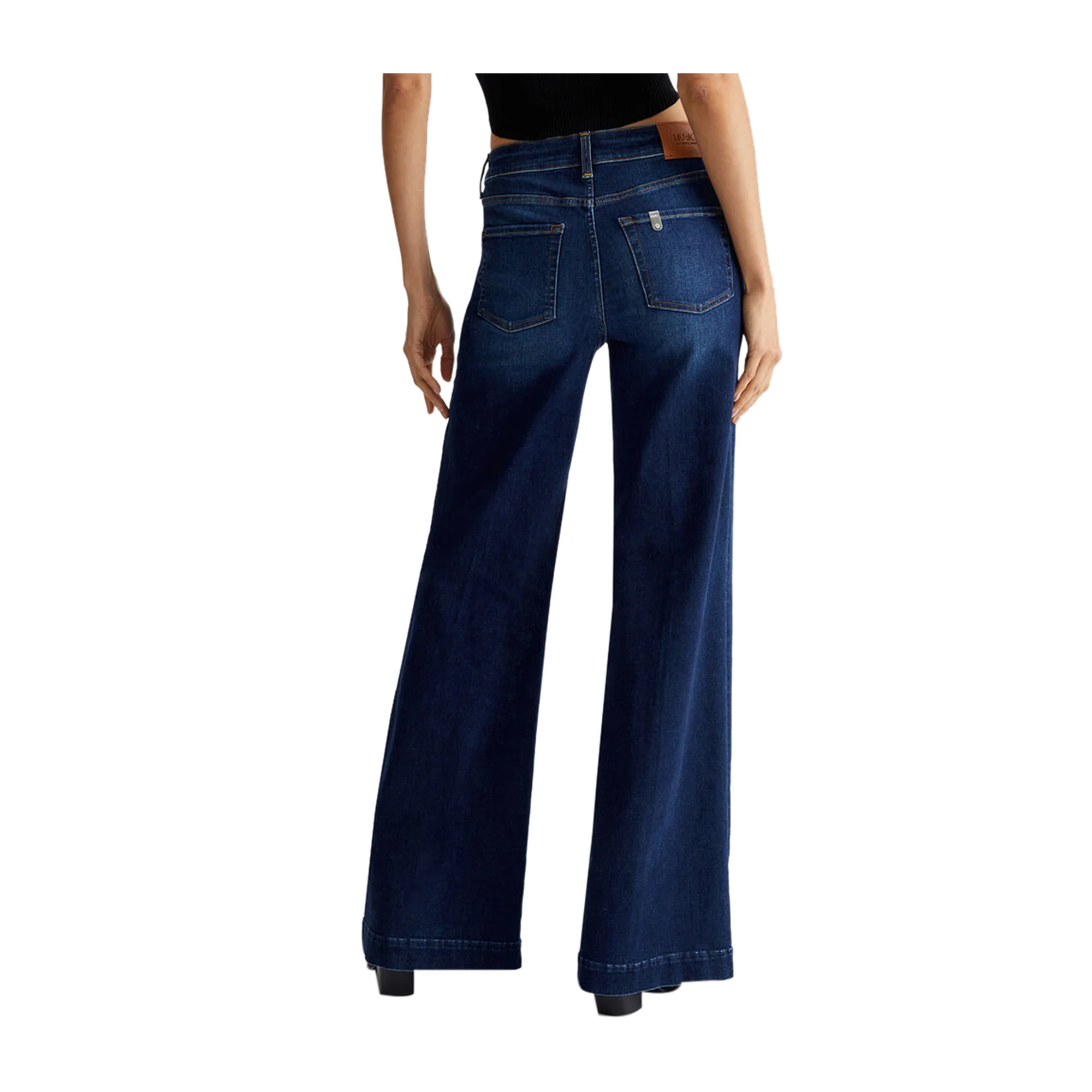 Jeans Donna con gamba flare con piega stirata - Image 3
