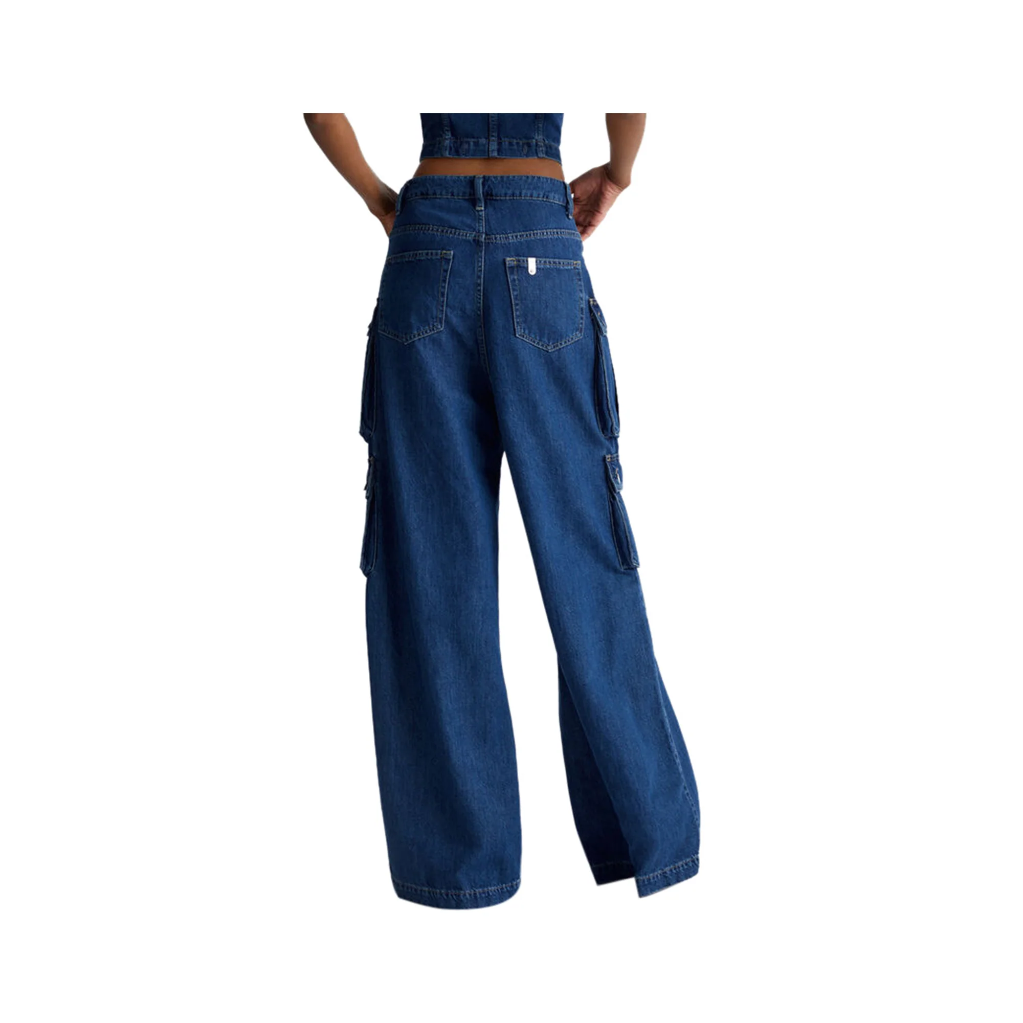 Jeans Donna con tasche cargo - Image 3