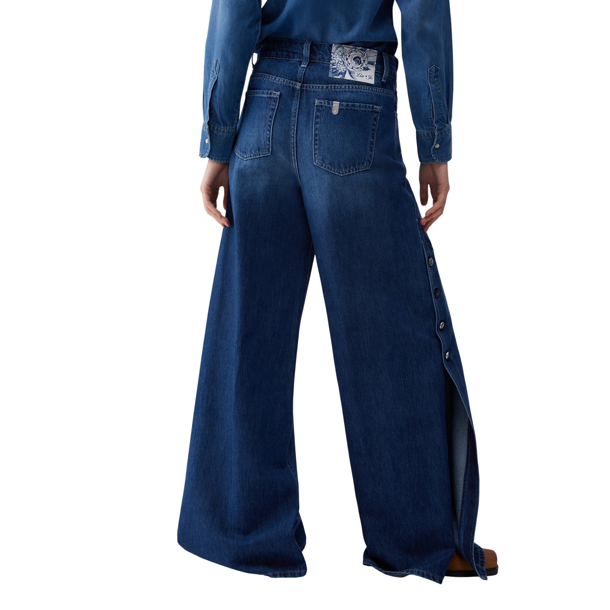 Jeans Donna con spacchi e bottoni laterali - Image 3