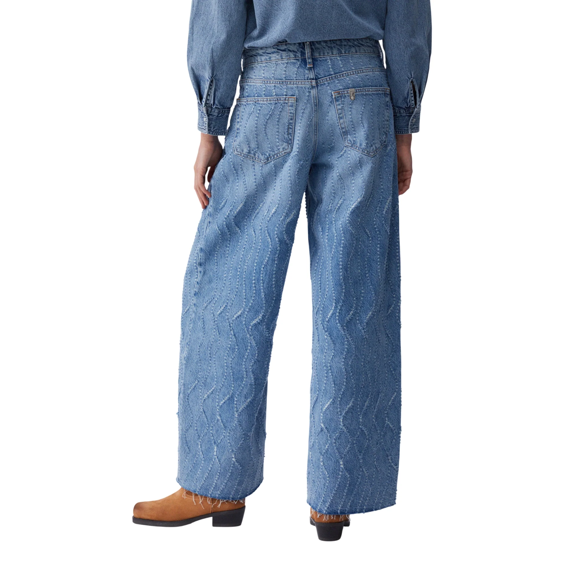 Jeans flare Donna con dettagli laserati - Image 3