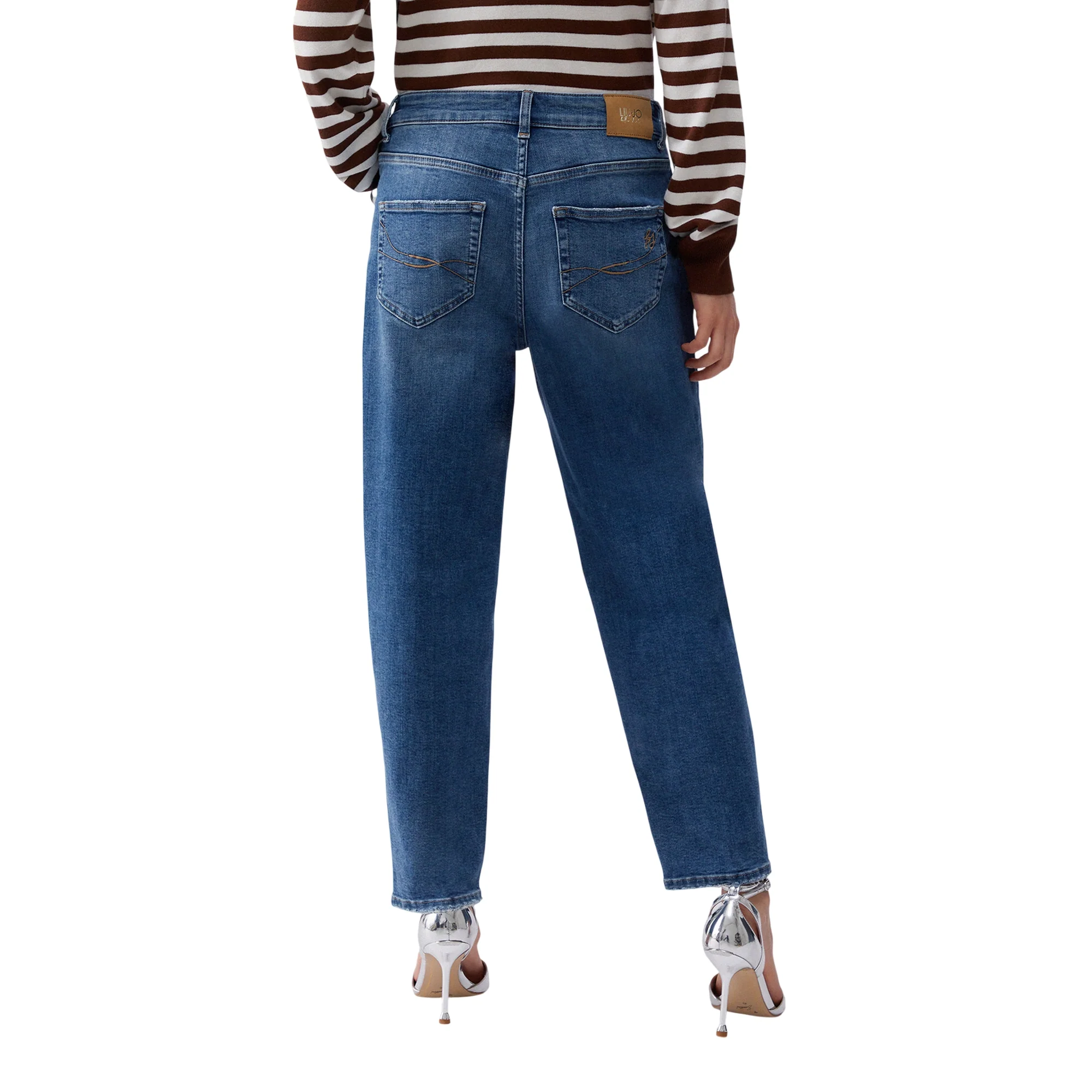 Jeans Boyfriend Donna con orlo affusolato - Image 3