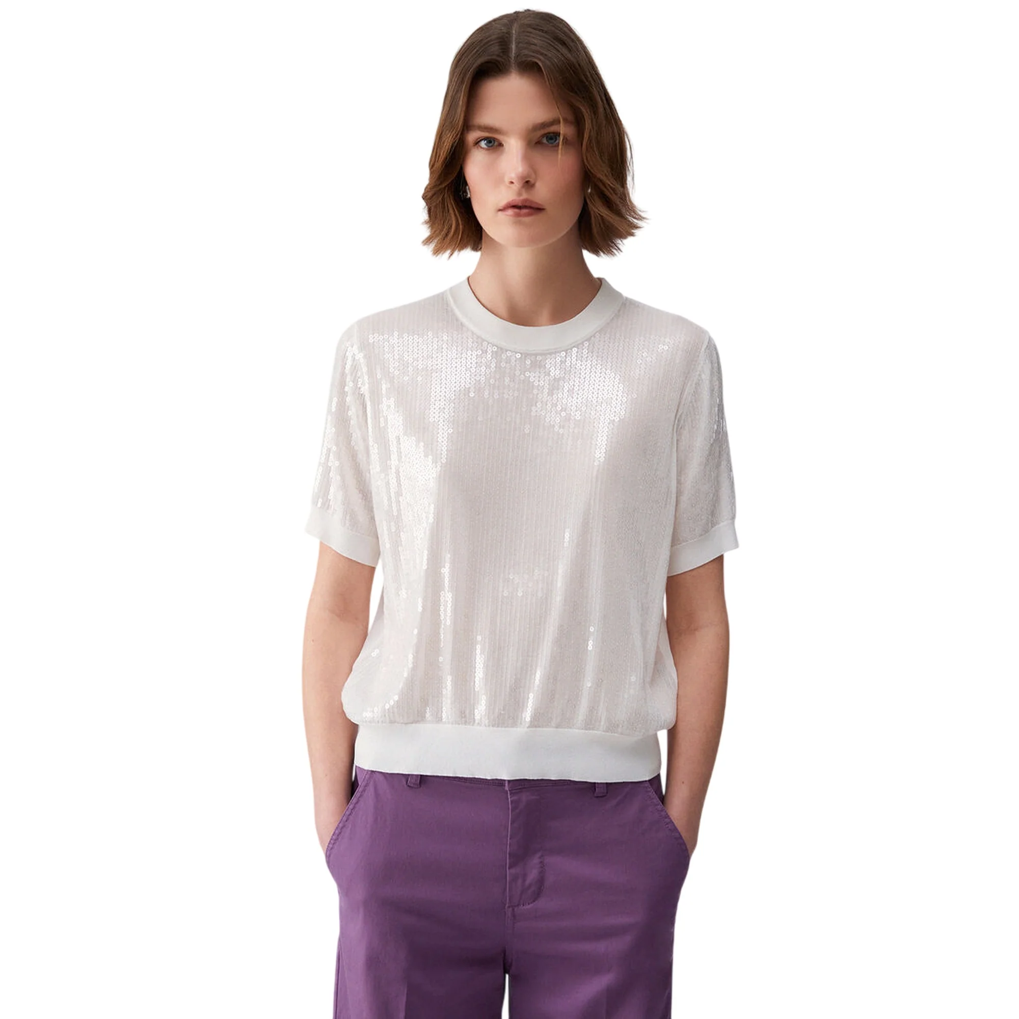 T-shirt bianca con paillettes ricamate
