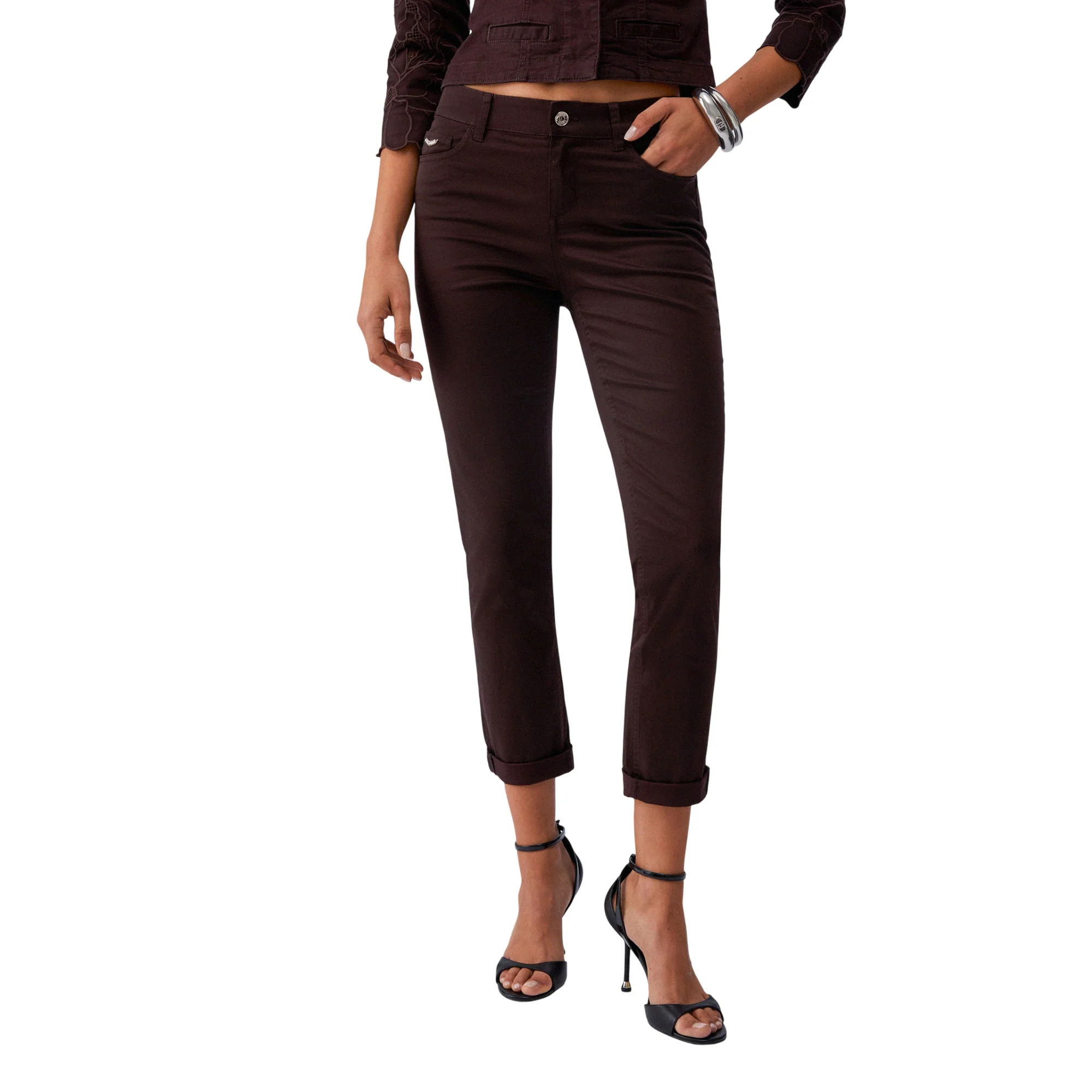 Pantaloni skinny con risvolto in marrone