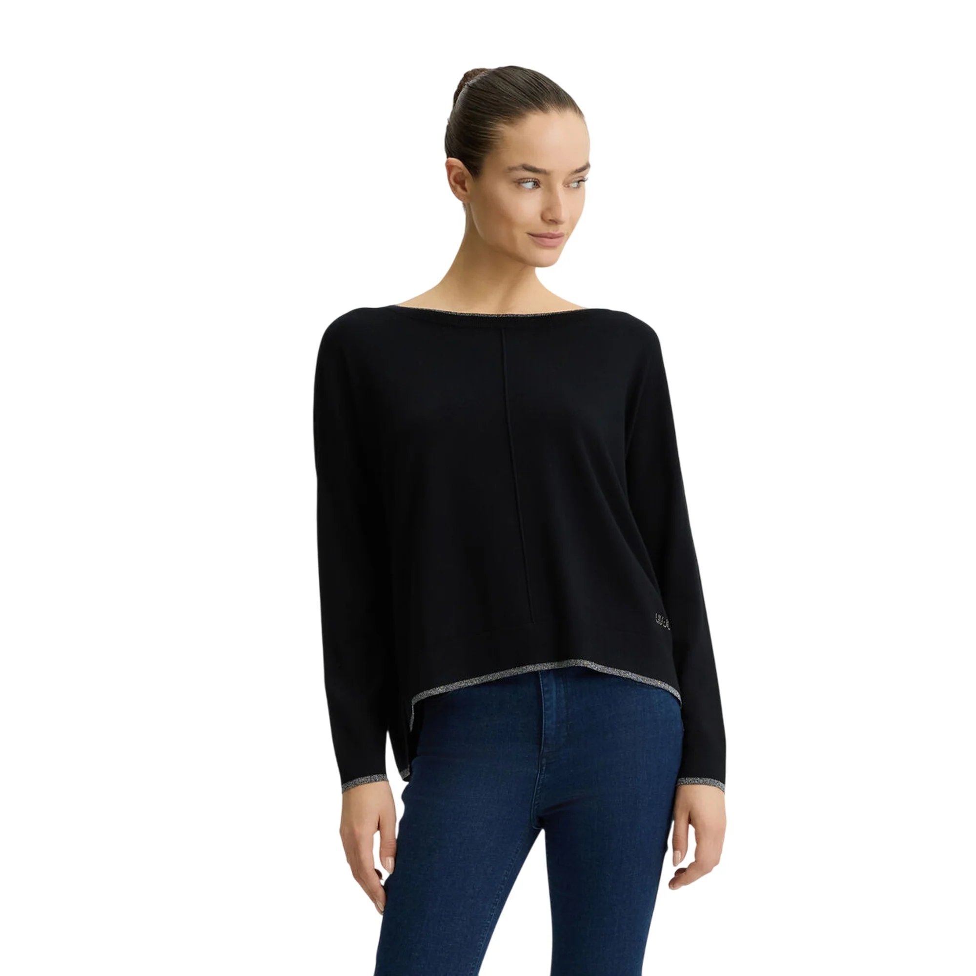 Maglia Nera in lurex con scollo a barca